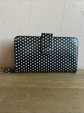 Unbranded Vintage Women’s Minimalist Pop, Vintage-Retro, Vinyl Polka Dot Wallet.